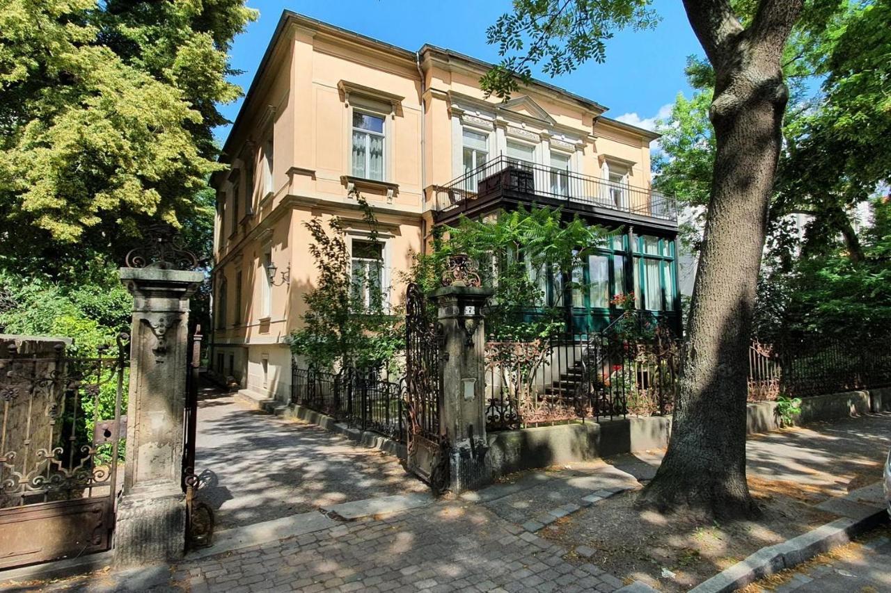Haniel Oskar Appartement *