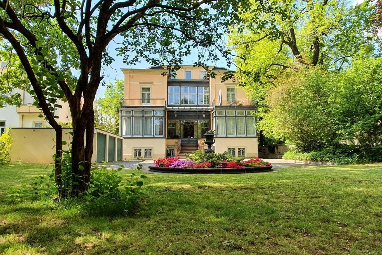 Haniel Oskar Apartment *